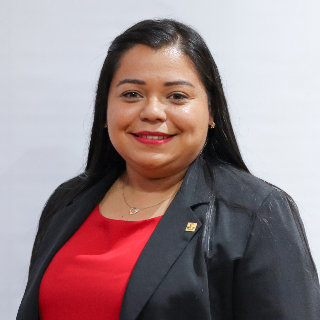 FATIMA-MARTINEZ-EJECUTIVA-DE-VENTAS