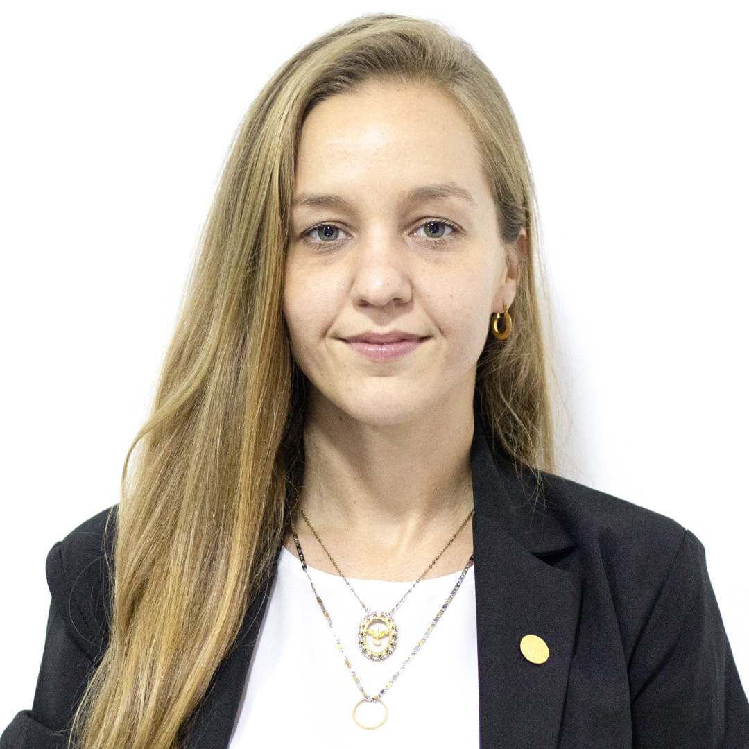Erika-Cajes
